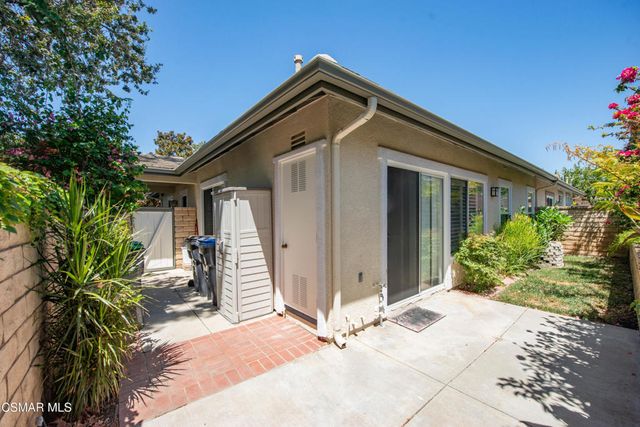 2040 Freesia Avenue, Simi Valley, CA 93063