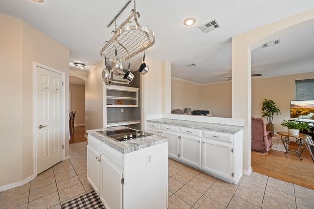 706 Sage CT, Pflugerville, TX 78660