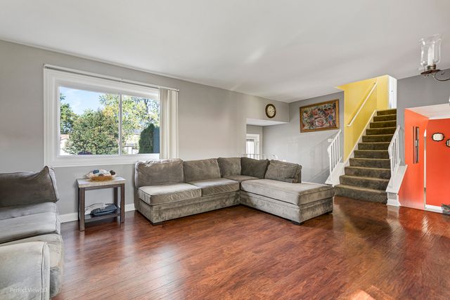 217 Oriole Road, Matteson, IL 60443