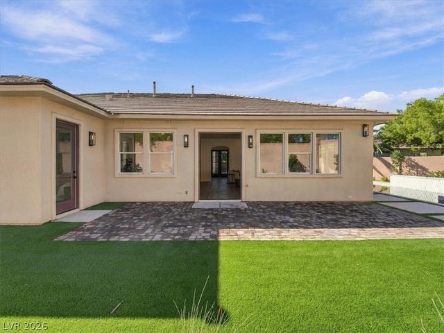10860 Sterling Forest Avenue, Las Vegas, NV 89135