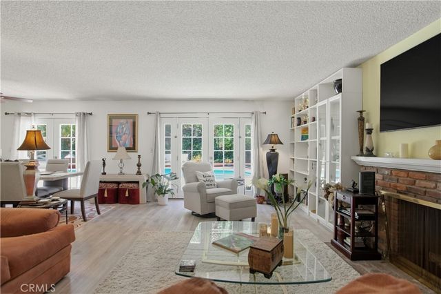 8721 Farralone, West Hills, CA 91304