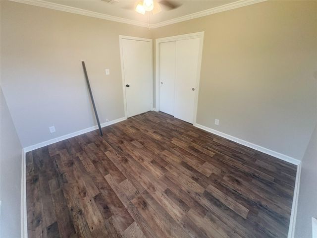 225 Sarlee Drive, La Marque, TX 77568