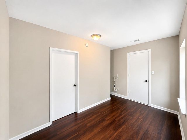 225 Sarlee Drive, La Marque, TX 77568
