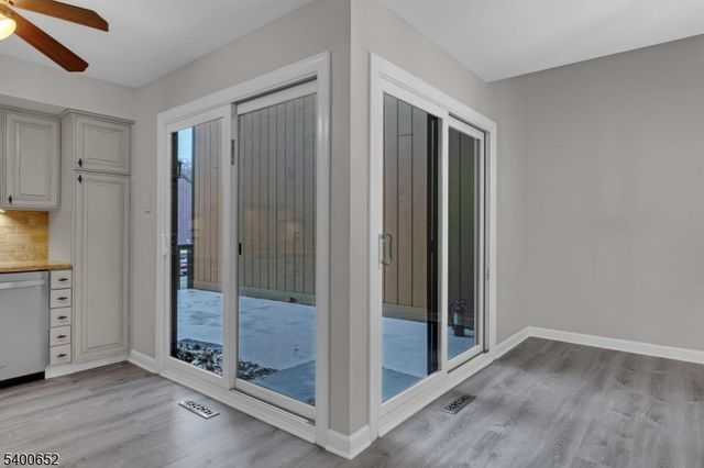 107 Wimbledon Sq, Washington Twp., NJ 07853