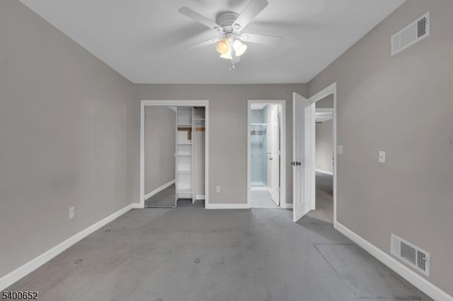 107 Wimbledon Sq, Washington Twp., NJ 07853