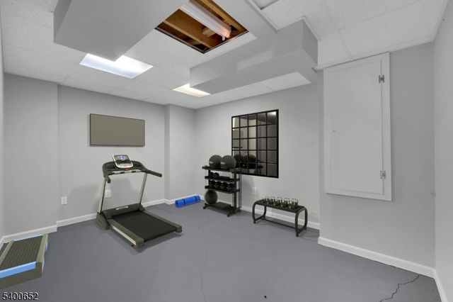 107 Wimbledon Sq, Washington Twp., NJ 07853