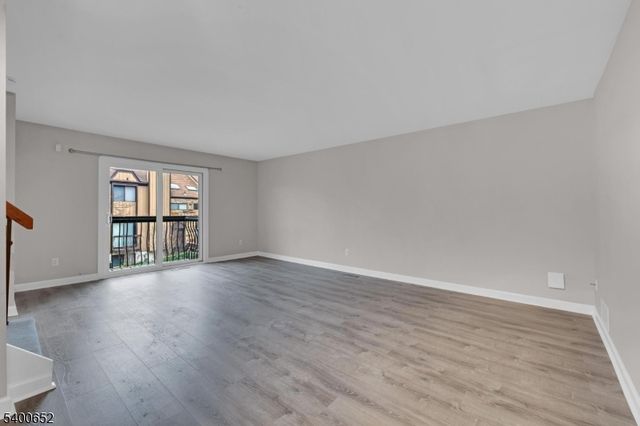 107 Wimbledon Sq, Washington Twp., NJ 07853