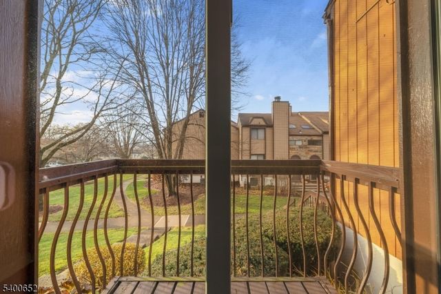 107 Wimbledon Sq, Washington Twp., NJ 07853