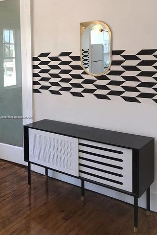 1611 Michigan Ave 21, Miami Beach, FL 33139