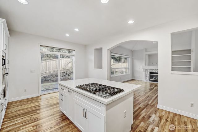 22616 SE 14th Place, Sammamish, WA 98075