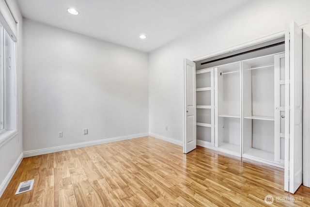 22616 SE 14th Place, Sammamish, WA 98075