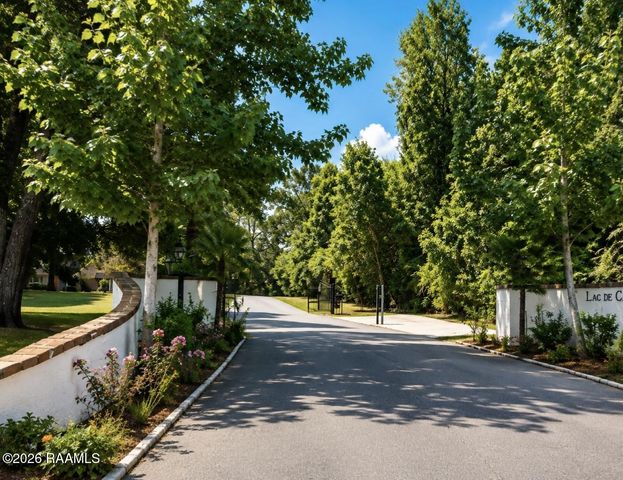 649 Laddie James Circle, Opelousas, LA 70570