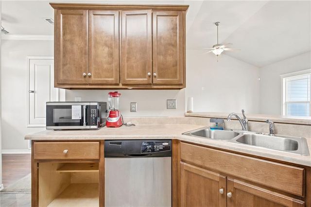 8233 Woodland Hills Drive N, Semmes, AL 36575