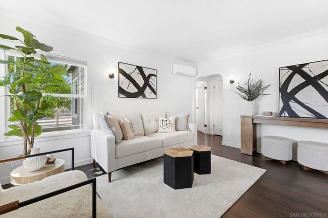 3604 43rd St, San Diego, CA 92105