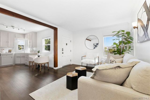 3604 43rd St, San Diego, CA 92105