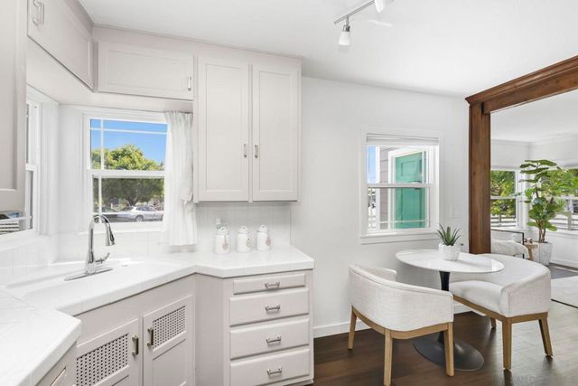 3604 43rd St, San Diego, CA 92105