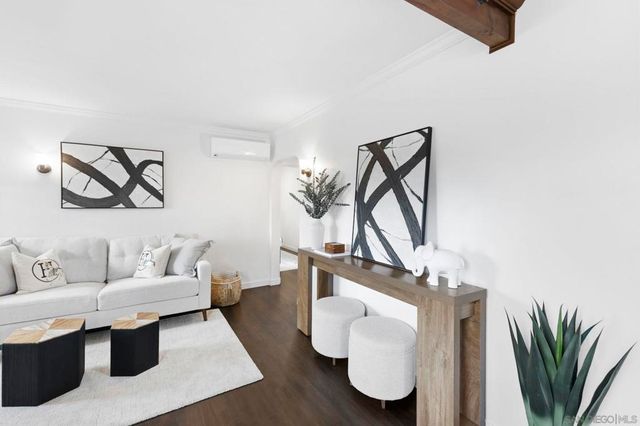 3604 43rd St, San Diego, CA 92105