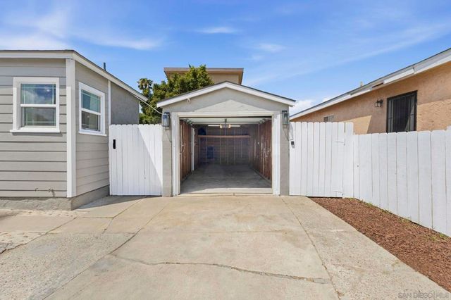 3604 43rd St, San Diego, CA 92105