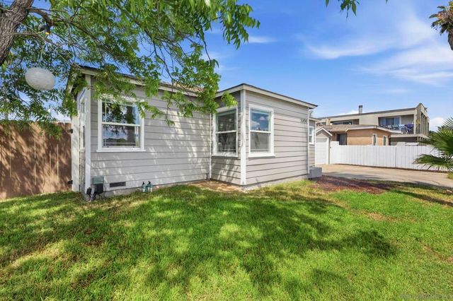 3604 43rd St, San Diego, CA 92105