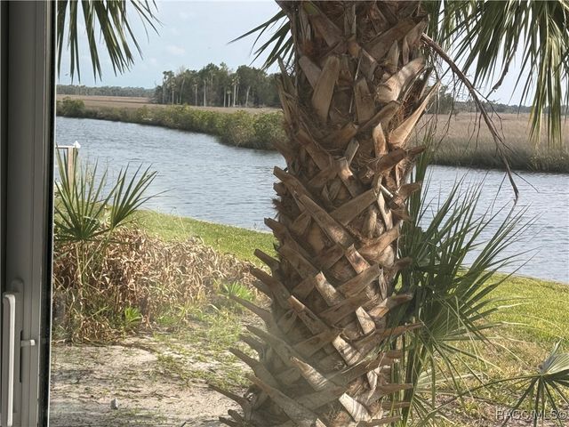 11568 W Bayshore Drive 17, Crystal River, FL 34429