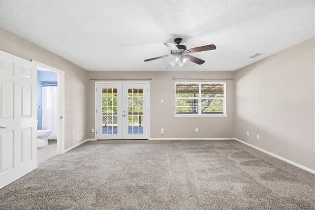 123 Lonesome Dove Lane, Kerrville, TX 78028