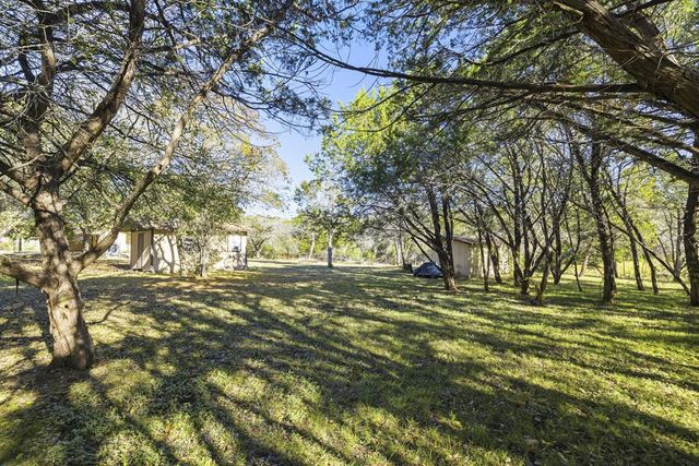 123 Lonesome Dove Lane, Kerrville, TX 78028