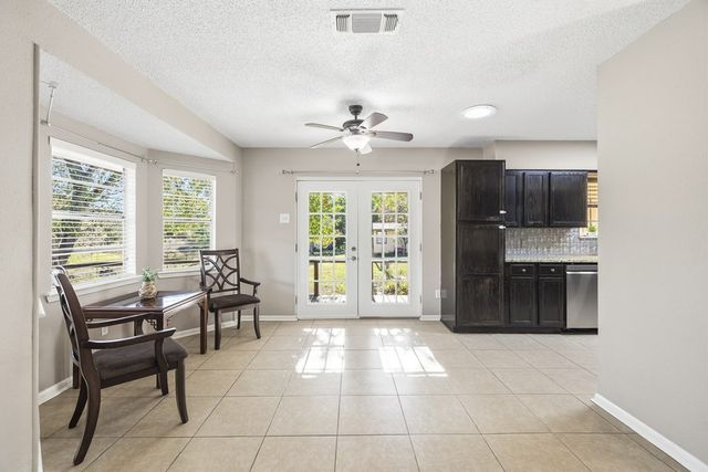 123 Lonesome Dove Lane, Kerrville, TX 78028