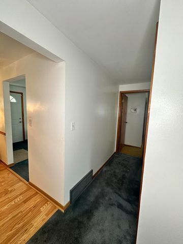 1064 Albin Drive, La Porte, IN 46350