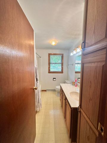 1064 Albin Drive, La Porte, IN 46350