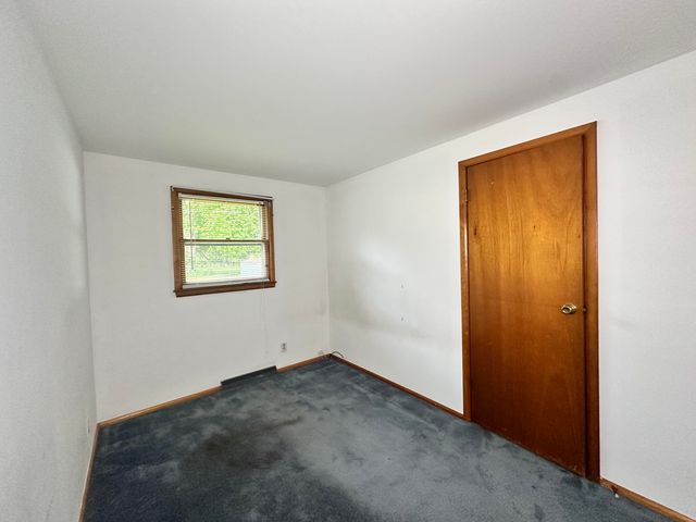 1064 Albin Drive, La Porte, IN 46350