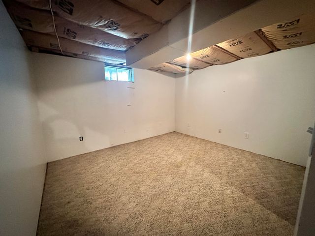 1064 Albin Drive, La Porte, IN 46350