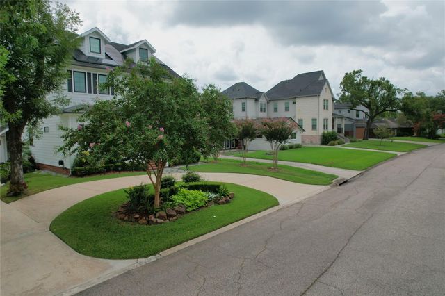 10505 Willowgrove Drive, Houston, TX 77035