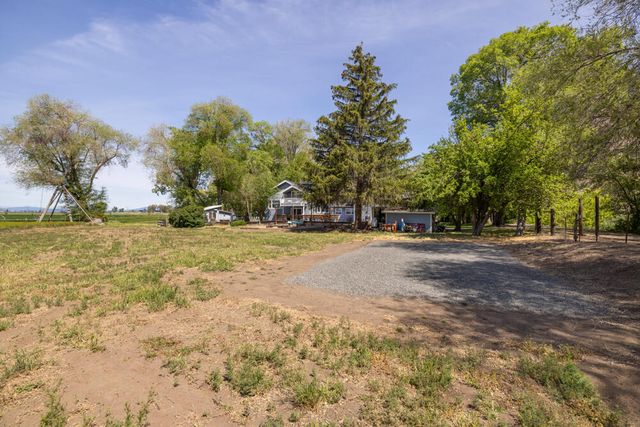 17356 Hill Road, Klamath Falls, OR 97603