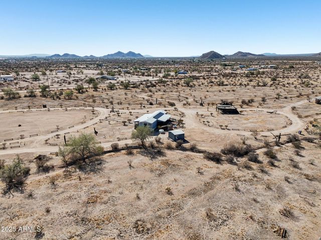 50525 W WHIRLY BIRD Road, Maricopa, AZ 85139