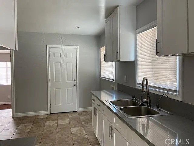 431 W 78th, Los Angeles, CA 90003