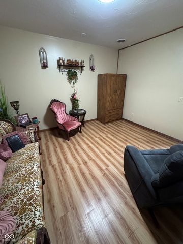 8907 E County Road 400 N, Greensburg, IN 47240