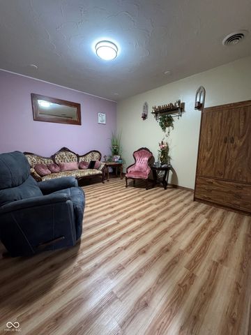 8907 E County Road 400 N, Greensburg, IN 47240