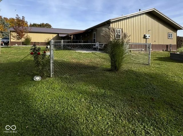 8907 E County Road 400 N, Greensburg, IN 47240