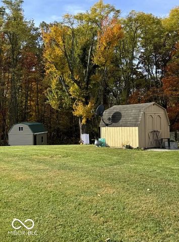 8907 E County Road 400 N, Greensburg, IN 47240