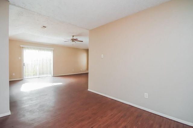 4118 Brookhead Trail, Houston, TX 77066