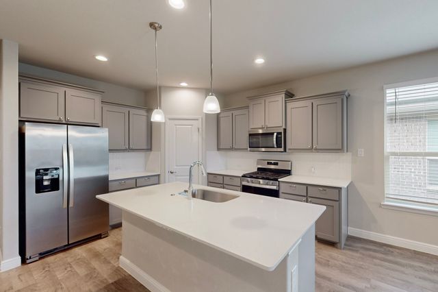 436 Dunmore Drive, Fort Worth, TX 76052