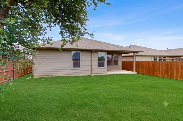 436 Dunmore Drive, Fort Worth, TX 76052