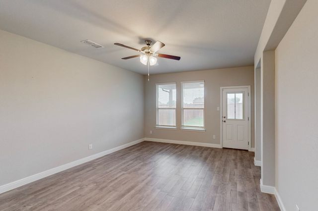 436 Dunmore Drive, Fort Worth, TX 76052