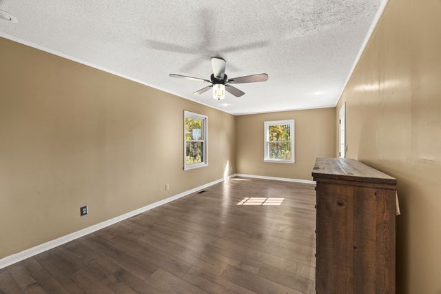 123 Quail Dr, Lawrenceburg, TN 38464