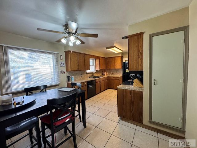 873 E 10th Street, Idaho Falls, ID 83404