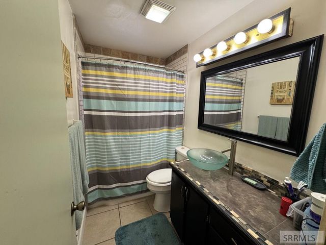 873 E 10th Street, Idaho Falls, ID 83404