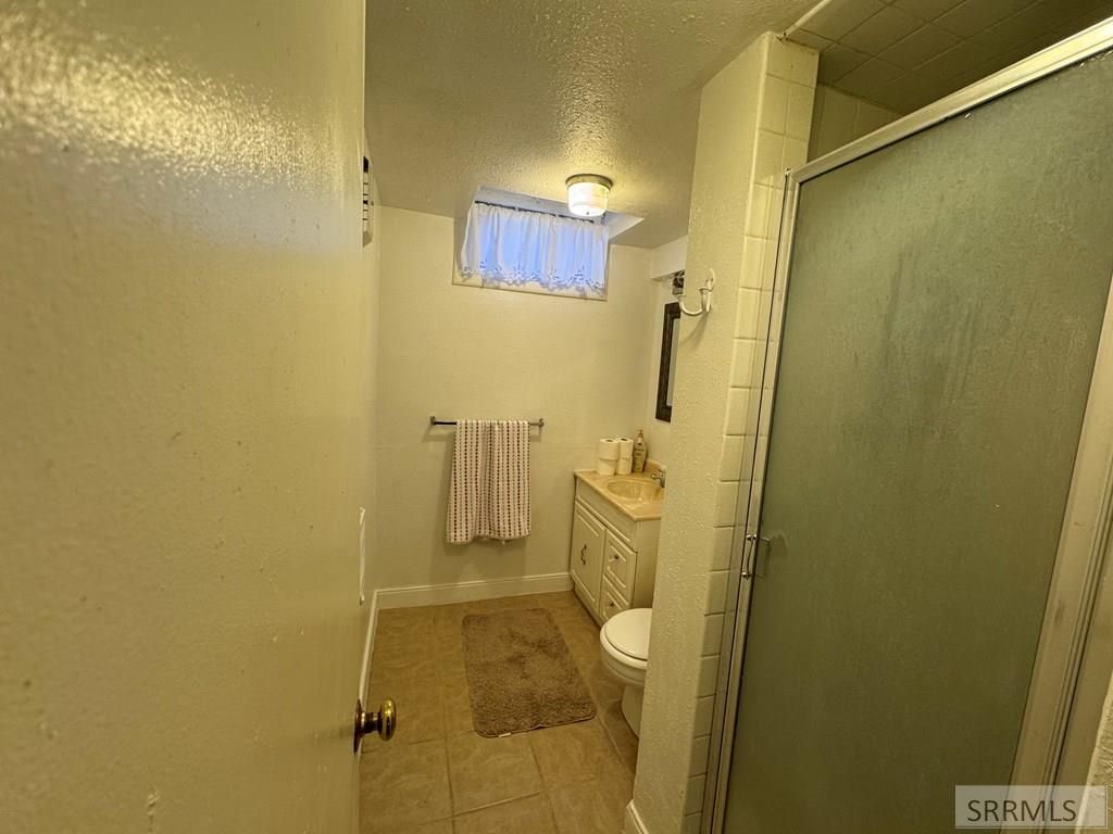 Image 13 of property listing at 873 E 10th Street, Idaho Falls, ID 83404