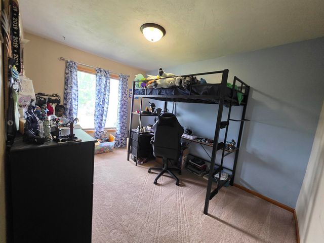 418 19th St NW, Minot, ND 58703