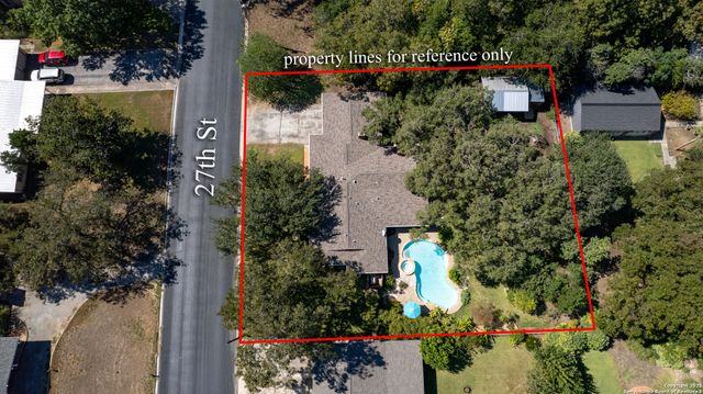 1204 27th, Hondo, TX 78861