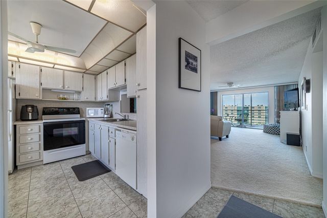 111 SE 3rd Avenue 606, Dania Beach, FL 33004